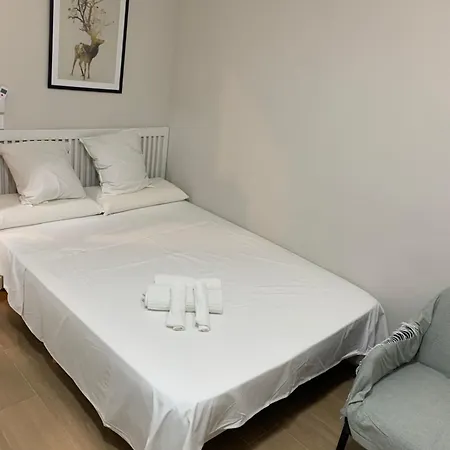 Plaza De Espana Independent House Holiday home